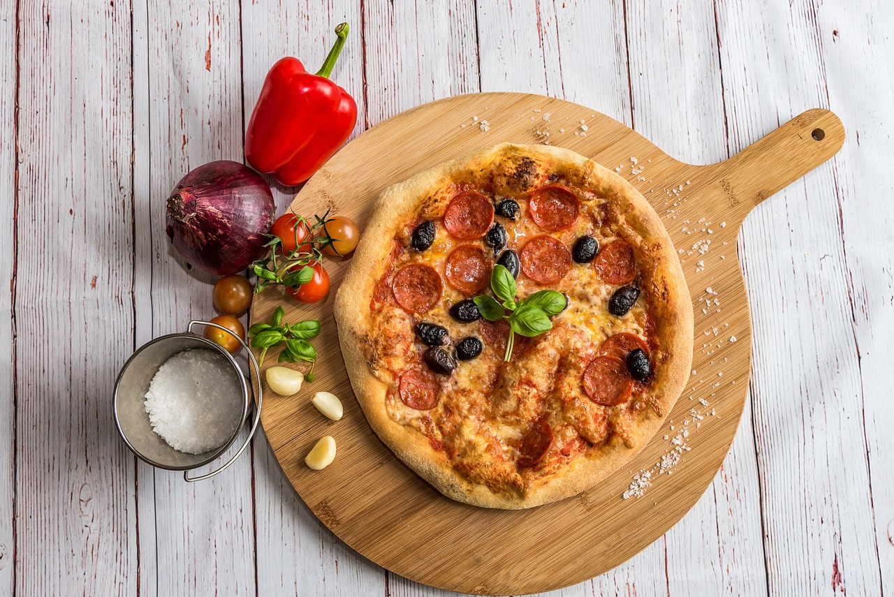 Pizza Prosciutto e Funghi: Un Toque Italiano