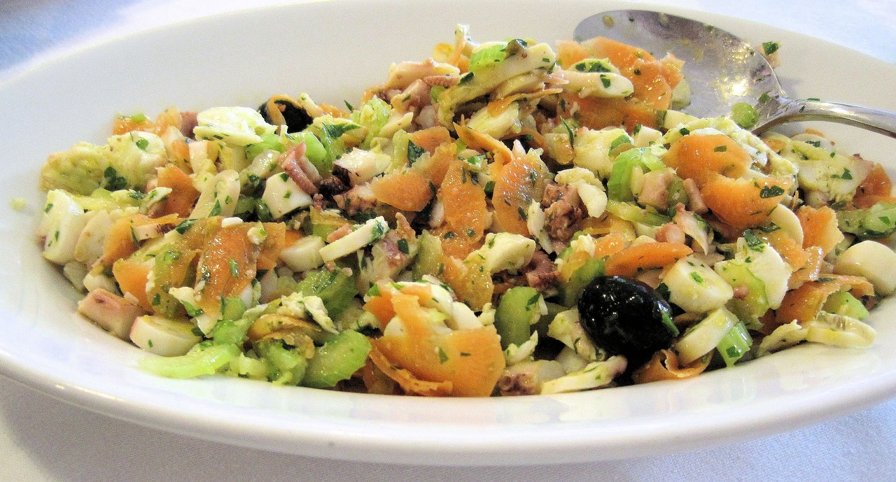 Octopus Salad (Htapodi Salata): Tender and Flavorful