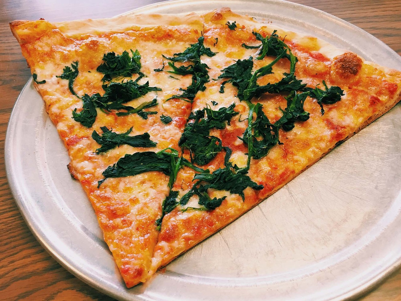 Gourmet Veggie: Spinach and Artichoke Pizza Recipe