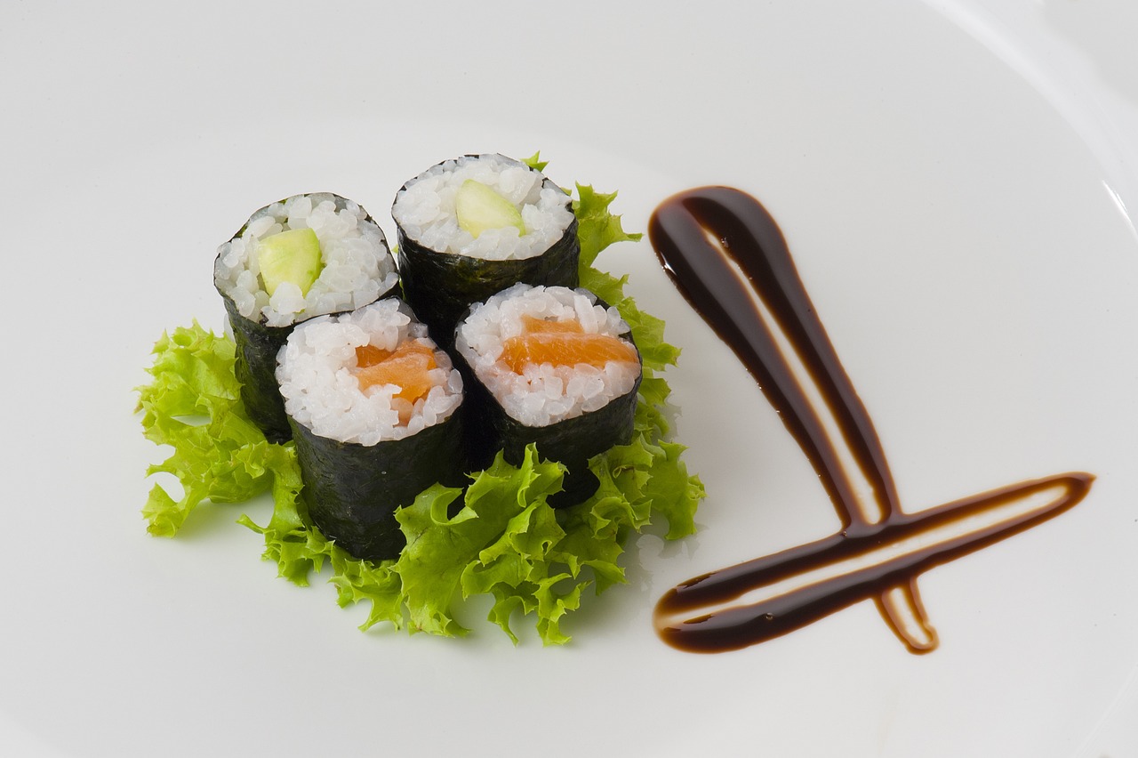 Japanisches Meeresfrüchte-Sushi-Rollen-Rezept