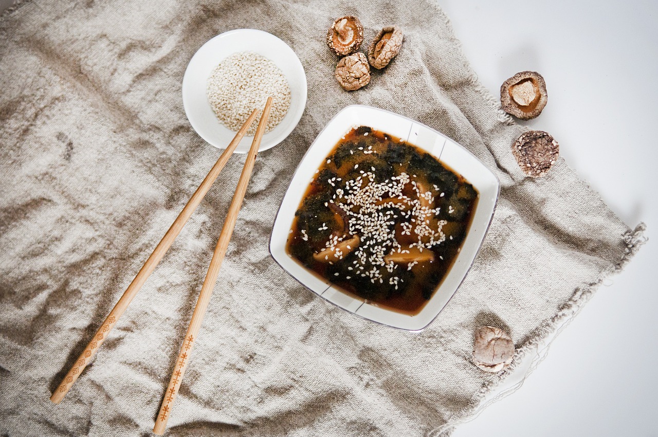 Preparation Steps for Miso Soup