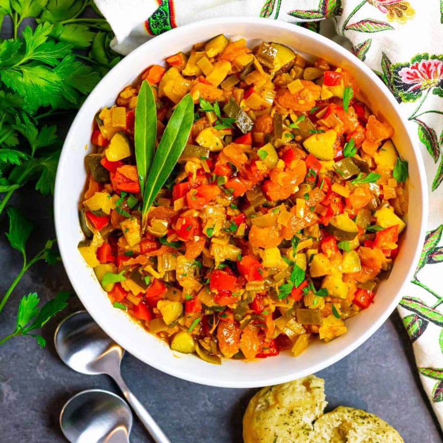 Pisto Recipe: Colorful and Healthy Spanish Vegetable Dish