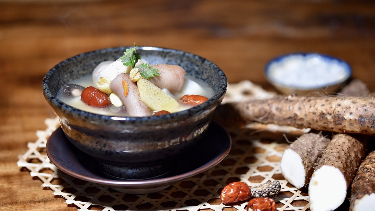 Egg Drop Soup: Simple and Comforting Chinese Soup