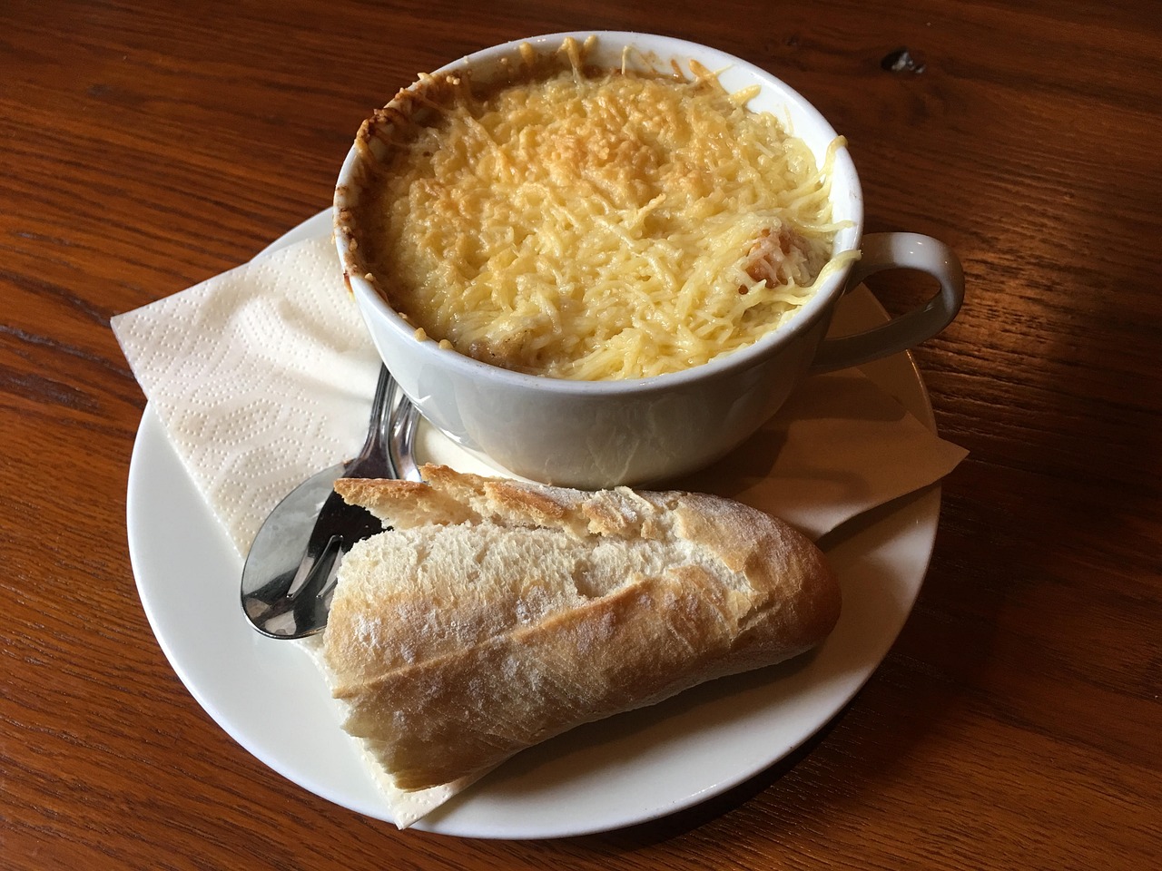 Sopa de Tomate e Feta Grega