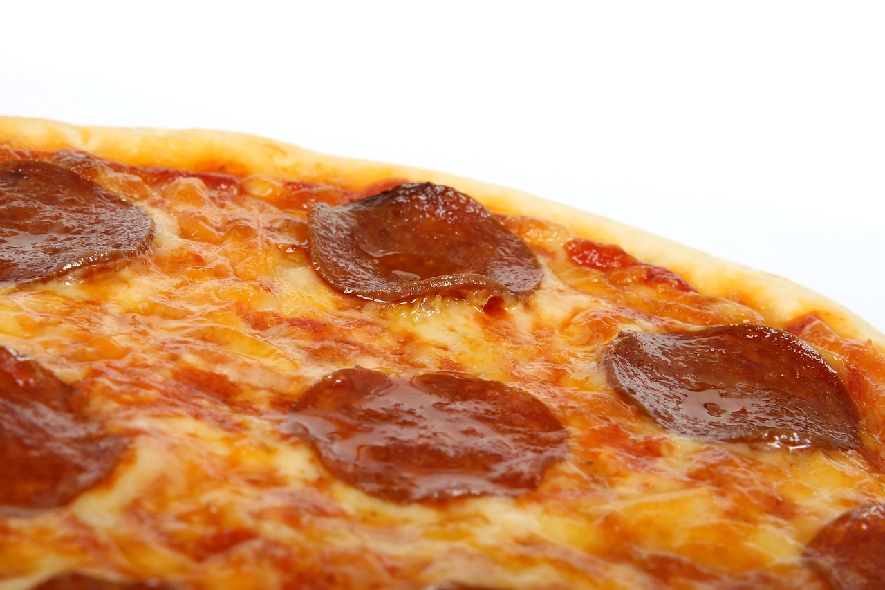 Baharatlı Zevkler: Pepperoni ve Jalapeno Pizza Tarifi