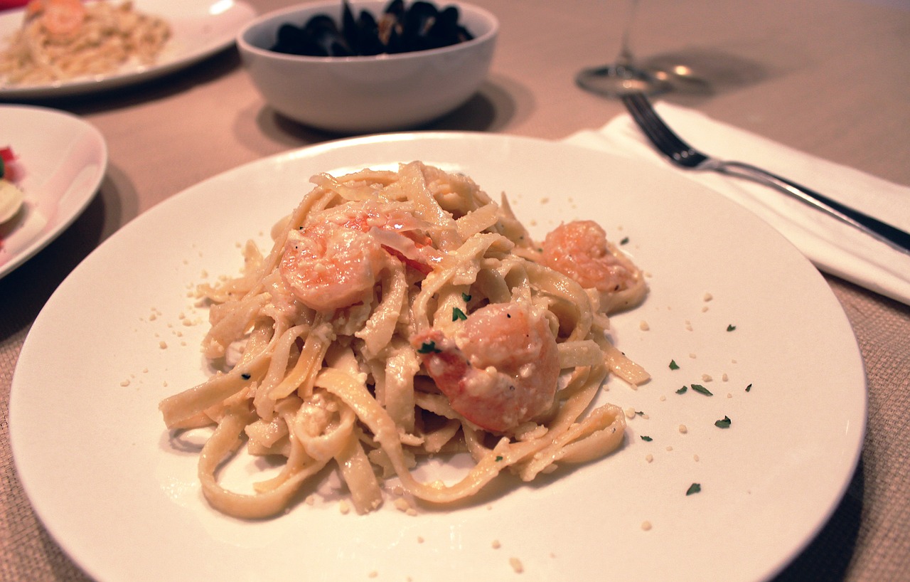 Fettuccine mit Meeresfrüchtesauce: Ein Fest für Seafood-Liebhaber