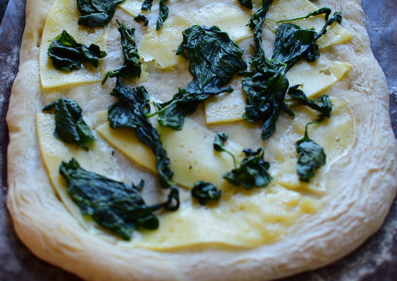 Spinat-Ricotta-Pizza: Einfach, aber köstlich