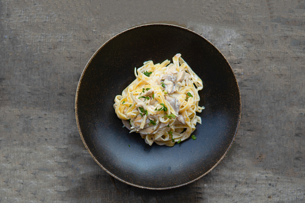 Comfort Food: Creamy Chicken and Mushroom Fettuccine Recipe