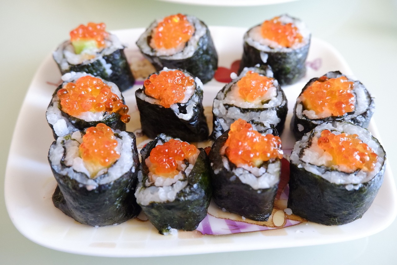 Receta de sushi rolls de mariscos japonesa