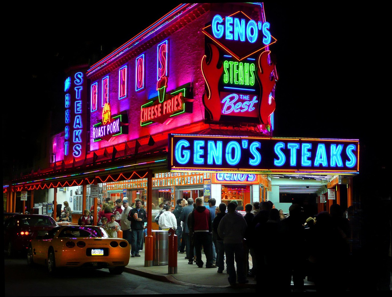 Philly Cheesesteak Americano: Sanduíche Delicioso Recheado com Carne Grelhada e Queijo