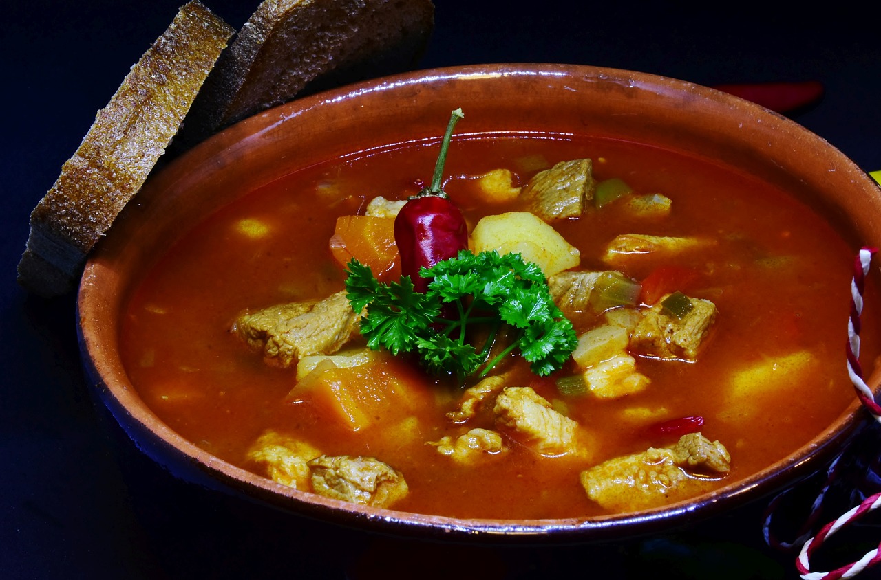 Sopa de Batata Espanhola (Sopa de Patatas)