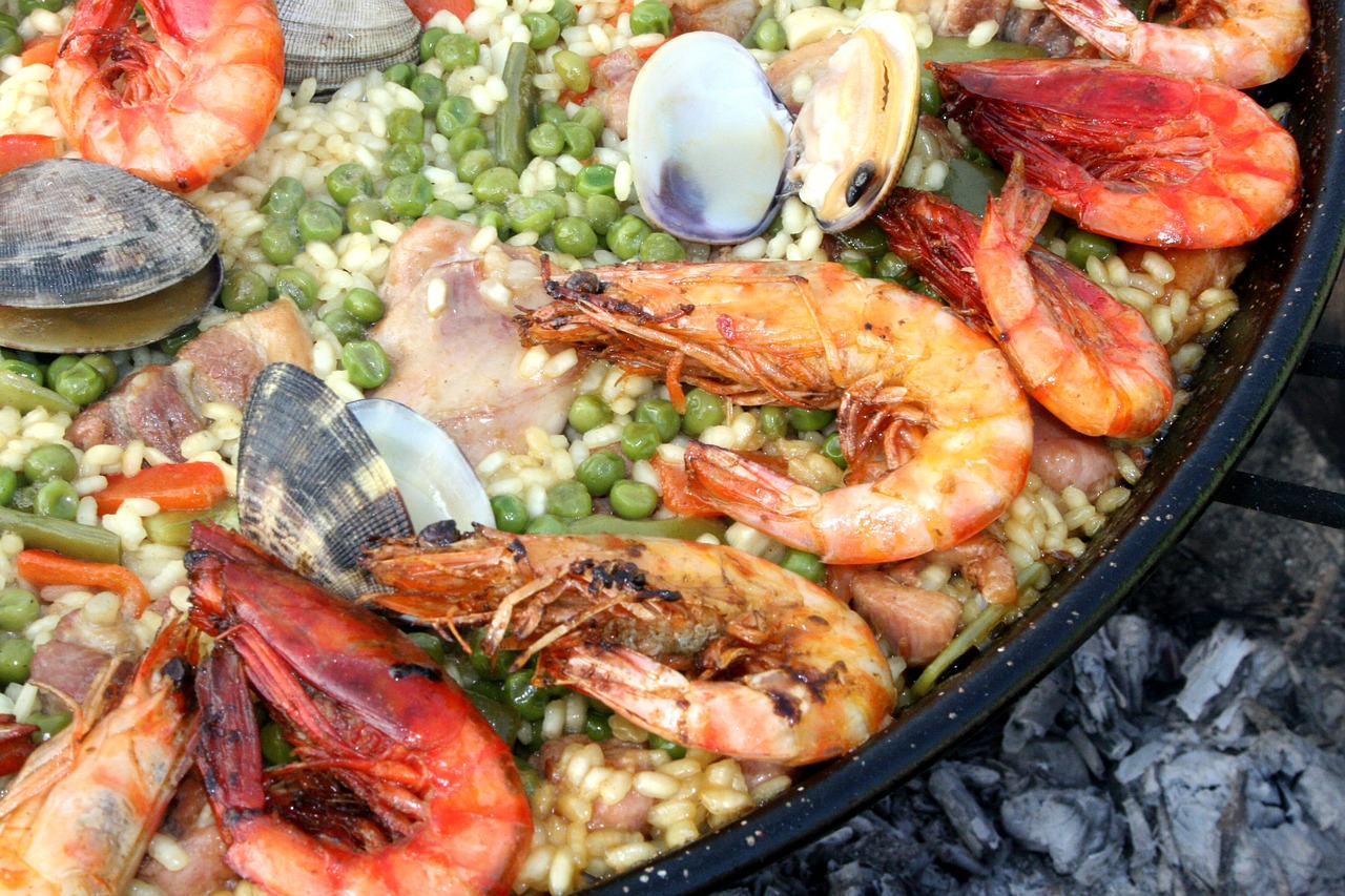 Cozinha Valenciana: Receitas Saborosas e Frescas da Terra de Paella