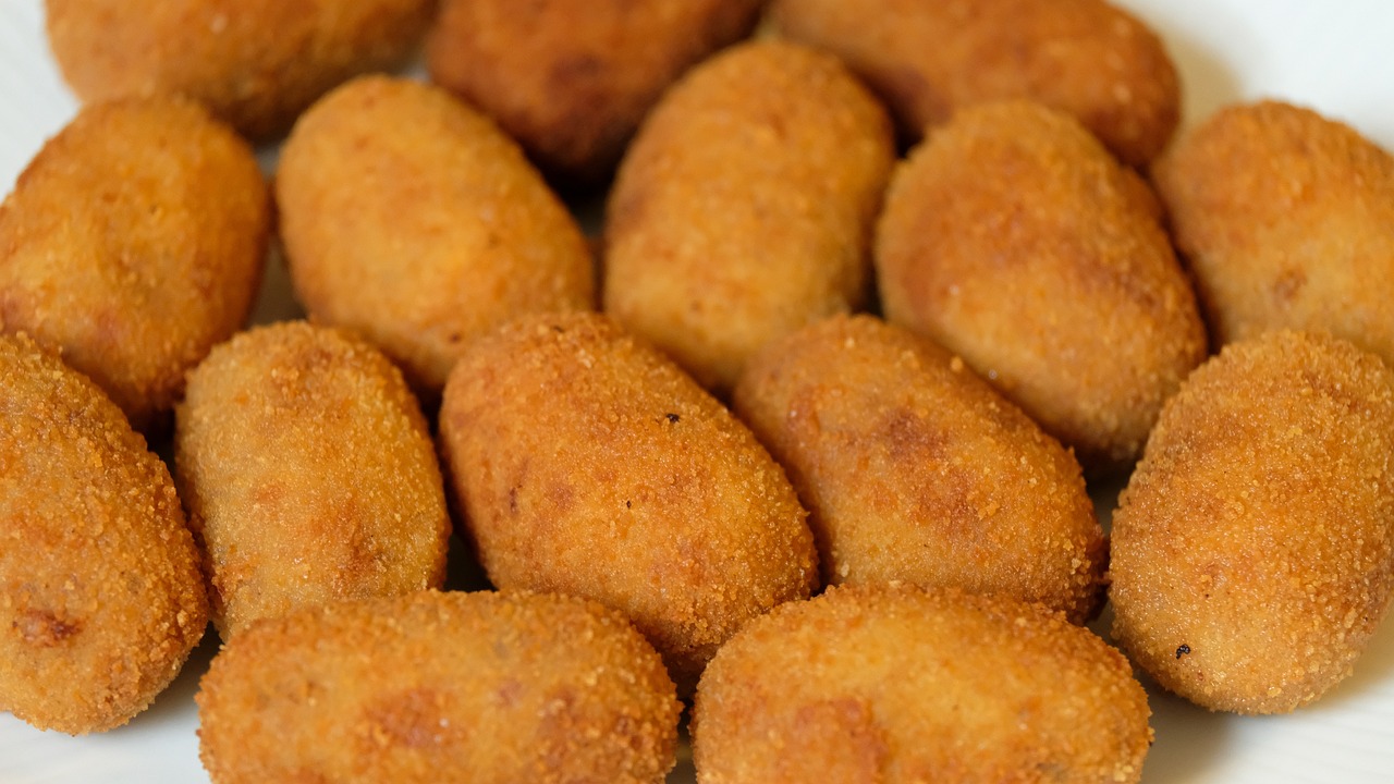 Croquetas de Jamón: Spanish Ham Croquettes