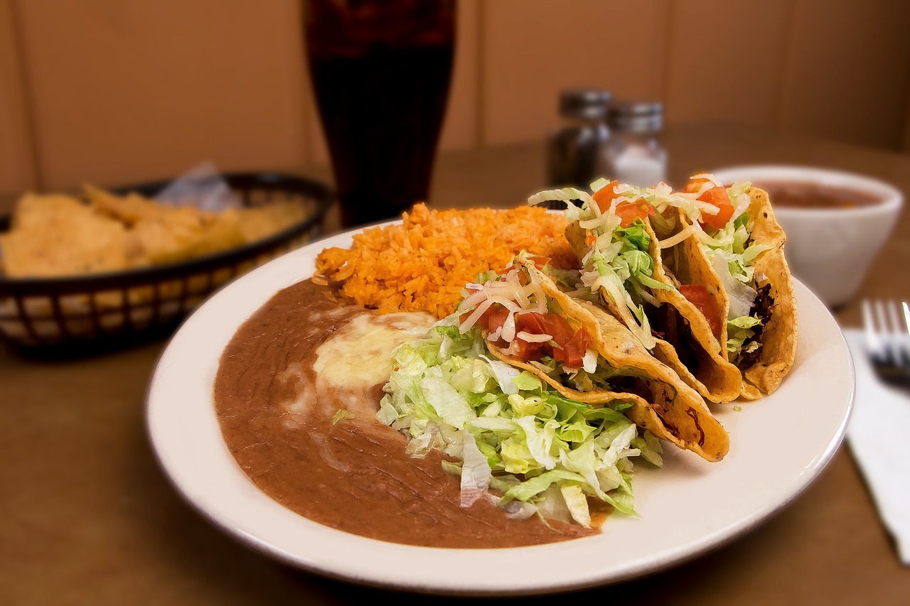 Tacos à la patate douce et aux pois chiches croustillants