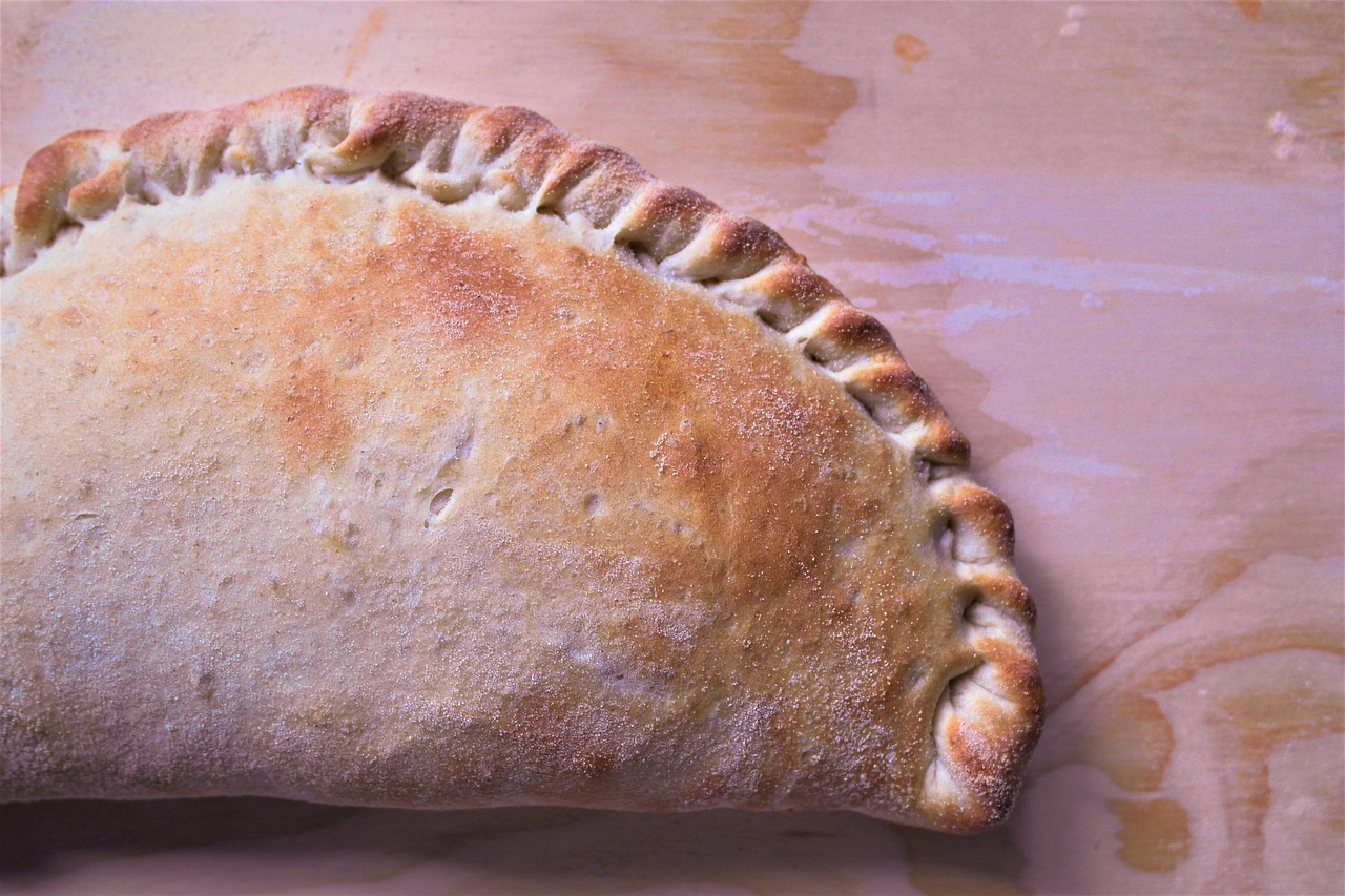 Calzone: Gefüllte Pizza zum Mitnehmen