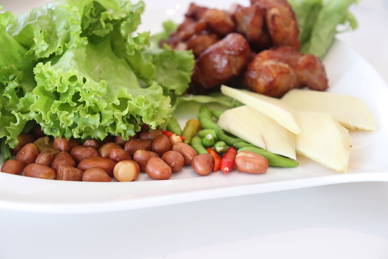 Key Ingredients in Thai Cashew Chicken