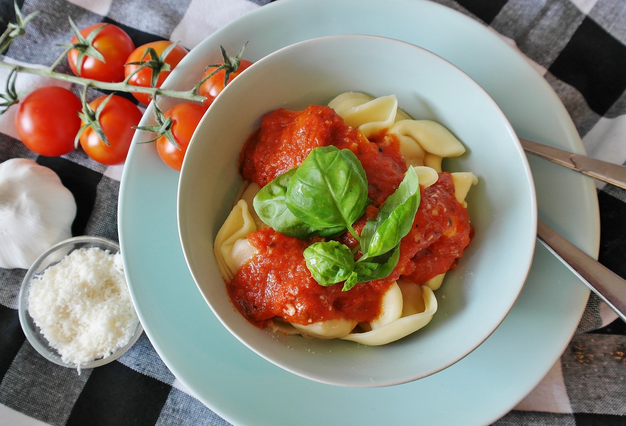 Tortellini de Queso con Salsa de Crema: Suavidad y Sabor