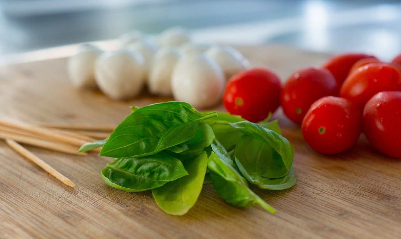 Preparation Steps for Caprese Salad