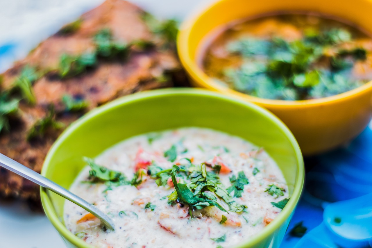 Raita: El Refrescante Acompañamiento Hindú