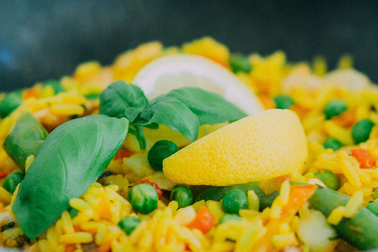 Paella Valenciana Espanhola: A Combinação Perfeita de Frutos do Mar e Carne