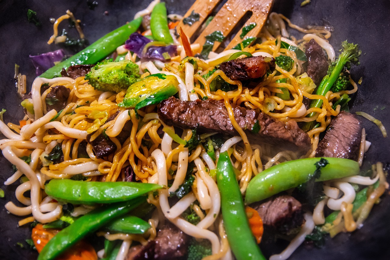 Fideos Chinos Salteados con Verduras: Saludable y Sabroso