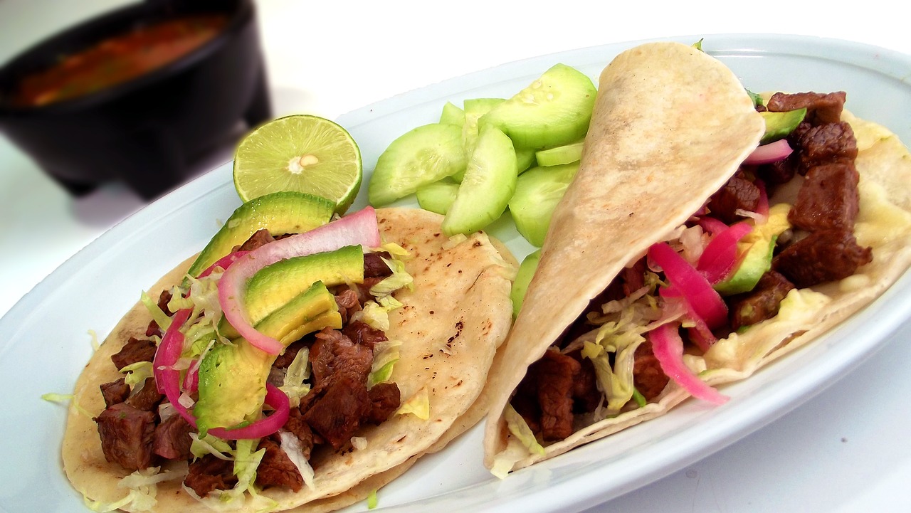 Carne Asada Tacos: Marine edilmiş ızgara etle yapılan nefis taco tarifi