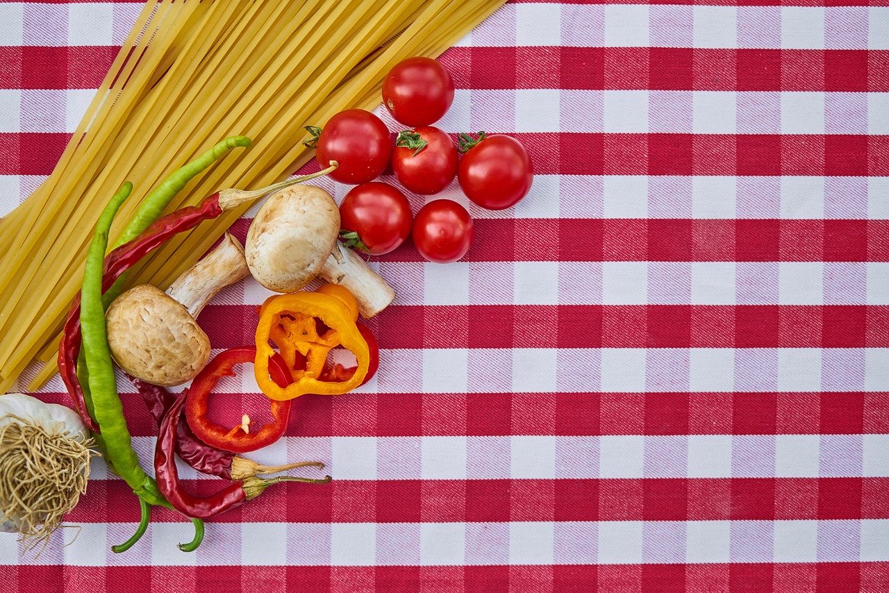 Vegan Dostu: Nefis Domates ve Fesleğenli Spagetti Tarifi